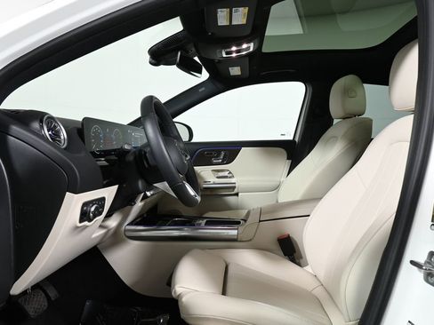 Certified 2026 Mercedes-Benz GLA 250 GLA 250 image 3