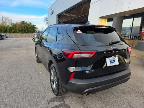 Used 2025 Ford Escape ST-Line image 4