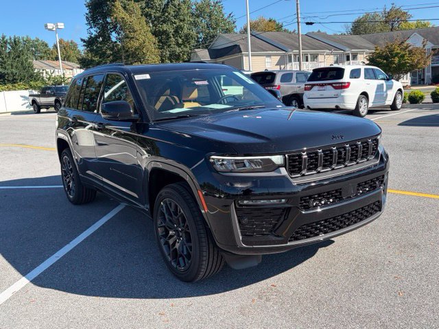 New 2027 Jeep Grand Cherokee Summit AWD/4WD image 8