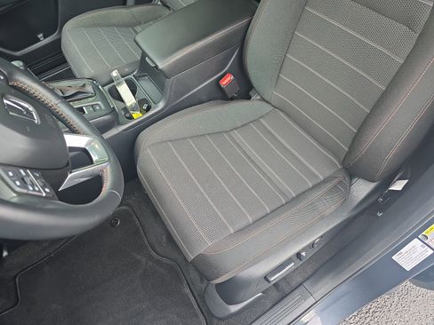 Used 2025 Honda CR-V Sport image 14