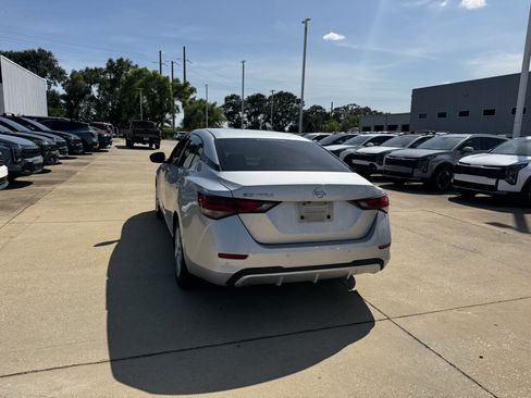 Used 2022 Nissan Sentra S FWD image 19