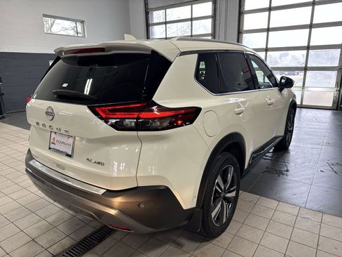 Used 2023 Nissan Rogue SL w/ SL Premium Package image 41