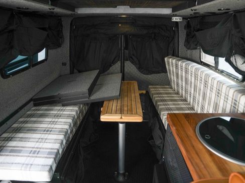 Used 2022 Mercedes-Benz Sprinter 2500 image 69