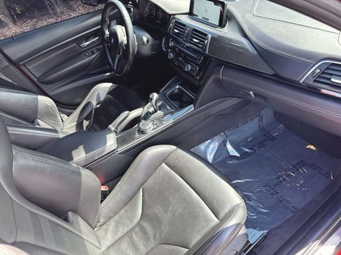 Used 2017 BMW M3 image 32