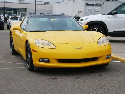 Used 2005 Chevrolet Corvette Coupe w/ Preferred Equipment Group RWD image 24