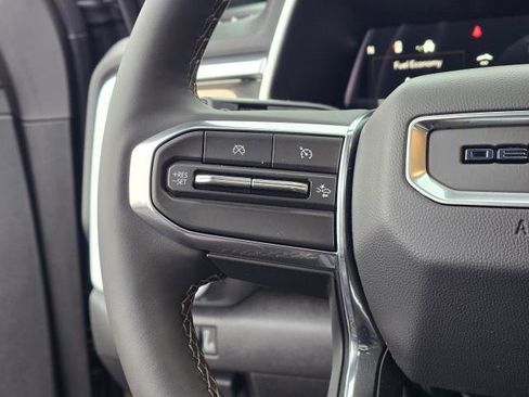 New 2026 GMC Canyon Denali image 18