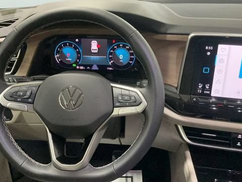Used 2026 Volkswagen Atlas SE AWD/4WD image 27