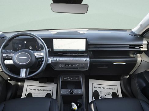 Certified 2024 Hyundai Kona Limited AWD/4WD image 17