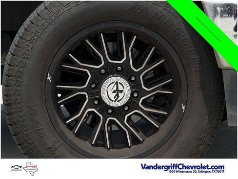 Used 2022 Ford F250 XL w/ Power Equipment Group AWD/4WD image 9