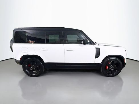 Certified 2024 Land Rover Defender 110 X-Dynamic SE AWD/4WD image 6