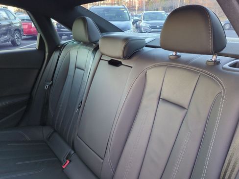 Used 2022 Audi A4 2.0T Premium Plus w/ Premium Plus Package image 31