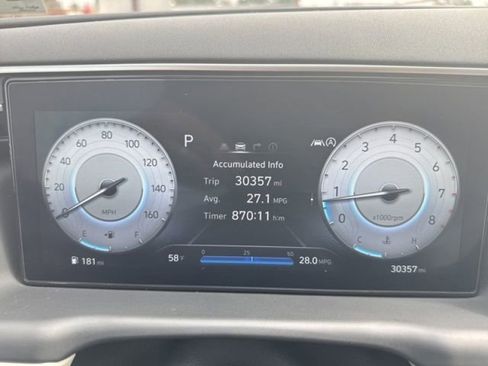 Used 2024 Hyundai Tucson Limited image 4