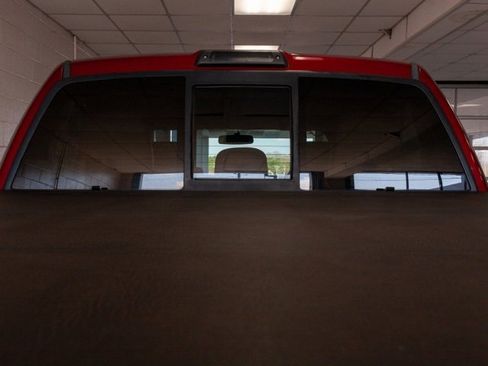 Used 2014 Ford F150 Lariat w/ Lariat Chrome Package image 7