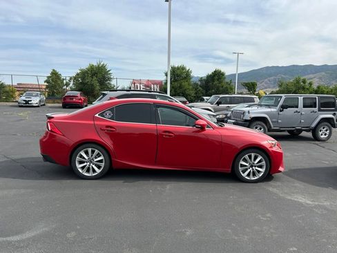Used 2016 Lexus IS 300 AWD image 3