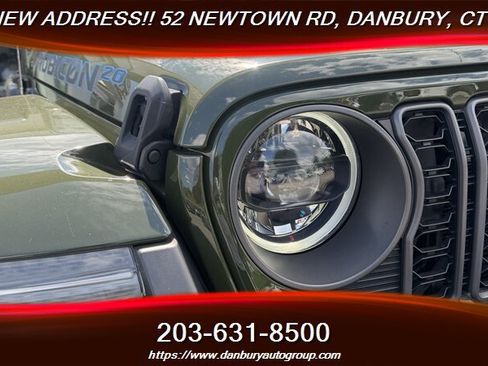 Used 2023 Jeep Wrangler Unlimited Rubicon 4xe AWD/4WD image 10