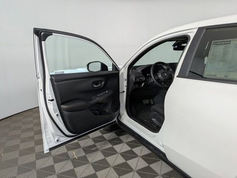 New 2026 Honda HR-V Sport image 11