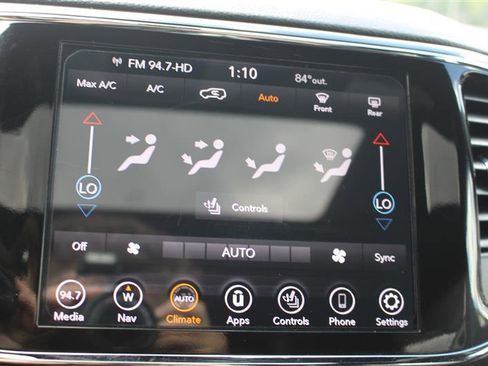 Used 2020 Jeep Grand Cherokee Altitude image 18