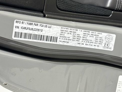 Used 2020 Jeep Grand Cherokee SRT AWD/4WD image 37