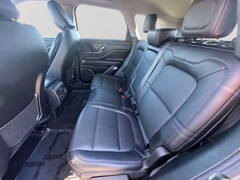 Used 2022 Lincoln Corsair AWD w/ Equipment Group 101A image 32