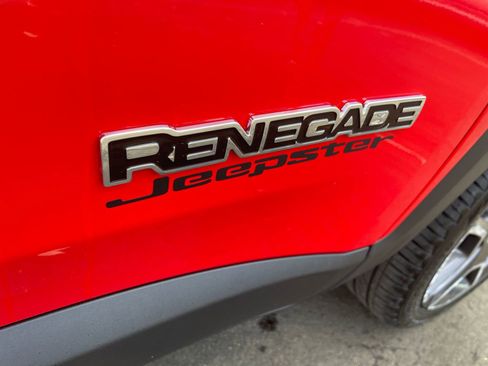 Used 2021 Jeep Renegade Sport image 46
