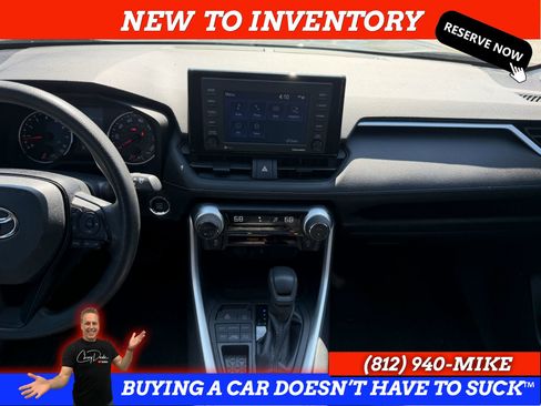 Used 2021 Toyota RAV4 XLE AWD/4WD image 16