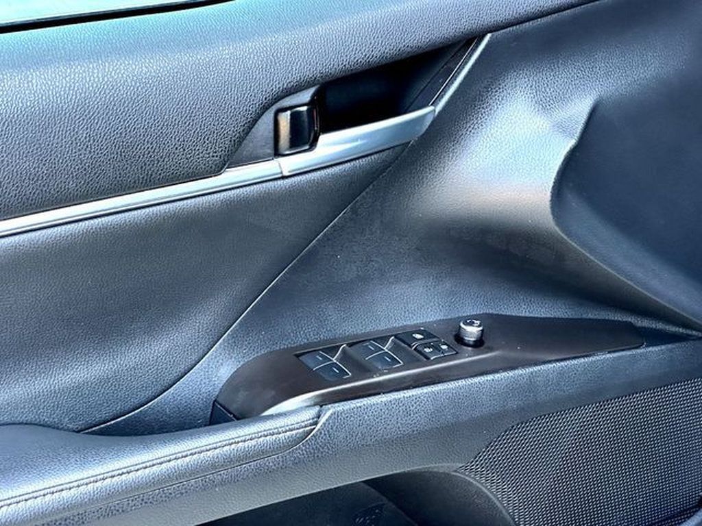 Certified 2024 Toyota Camry XSE w/ Navigation Package FWD image 11