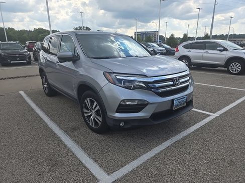 Used 2017 Honda Pilot EX-L image 2