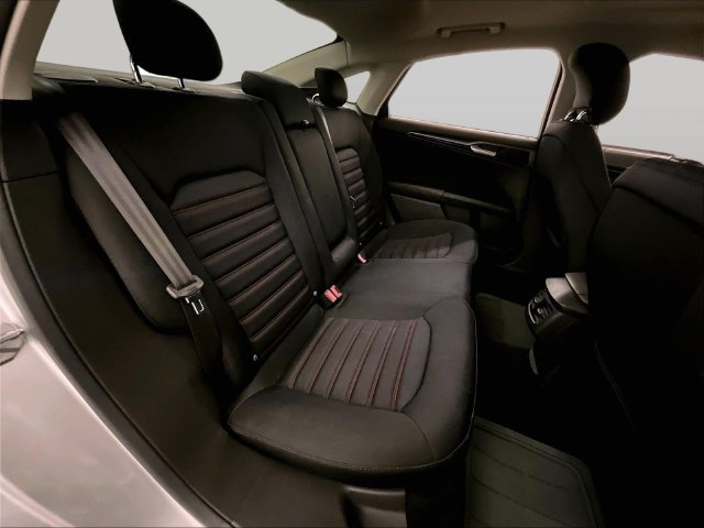 Used 2013 Ford Fusion SE FWD image 27
