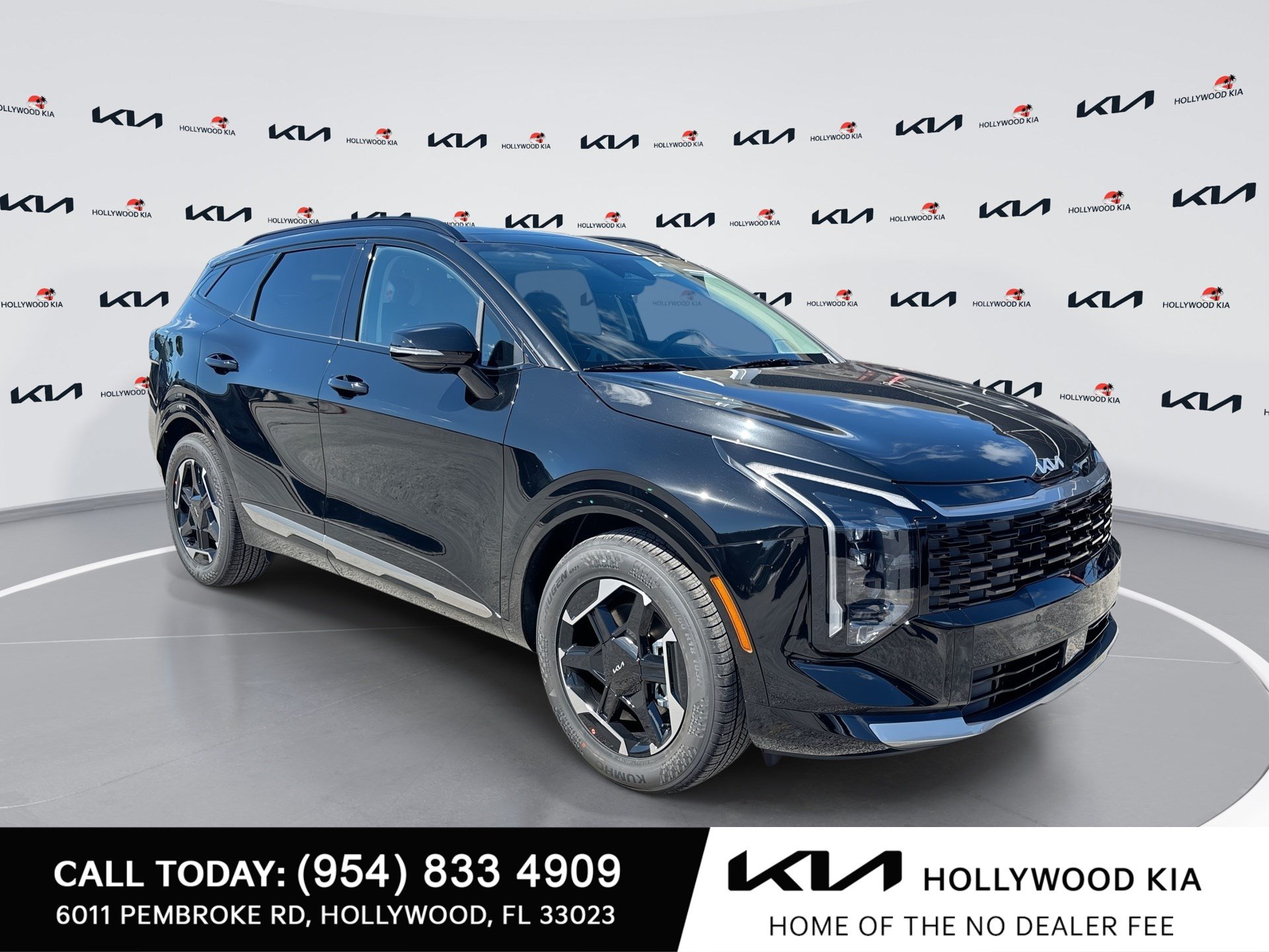 New 2026 Kia Sportage SX FWD image 1