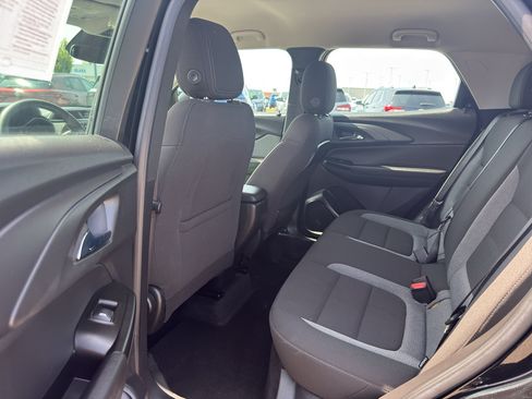 Certified 2022 Chevrolet TrailBlazer LS FWD image 28