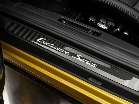 Used 2019 Porsche 911 Turbo S AWD/4WD image 30