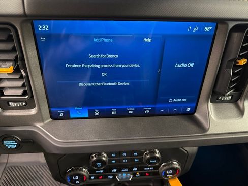Certified 2024 Ford Bronco Badlands AWD/4WD image 10