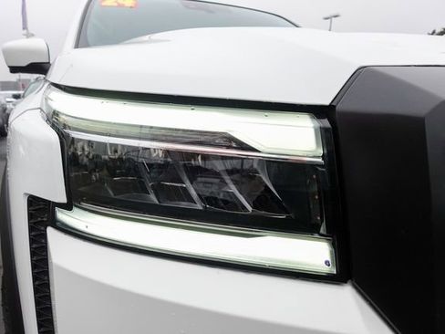 Used 2024 Nissan Frontier PRO-4X w/ Pro Convenience Package image 5