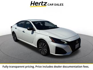 Used 2025 Nissan Altima 2.5 SV FWD video 1
