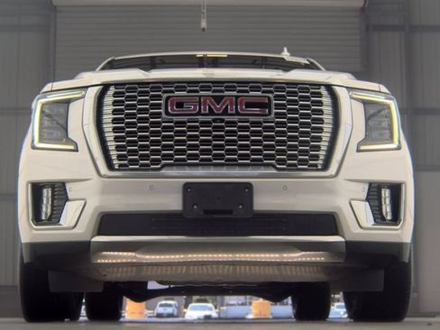 Used 2022 GMC Yukon Denali w/ Max Trailering Package AWD/4WD image 22