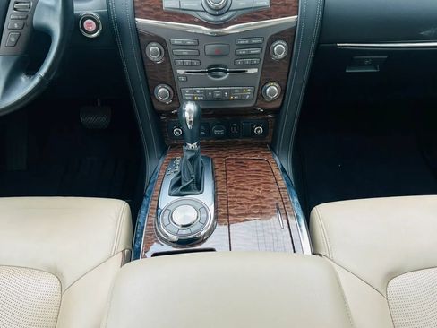 Used 2020 Nissan Armada Platinum w/ Captain's Chairs Package RWD image 16