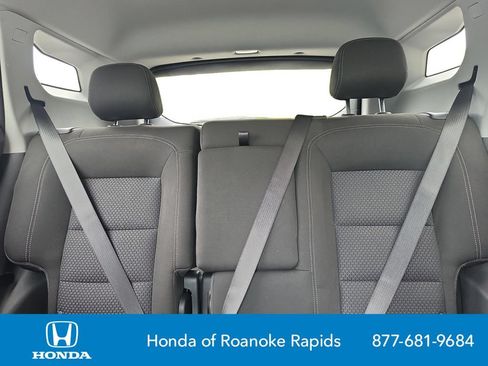 Used 2024 GMC Terrain SLE w/ Elevation Edition FWD image 18