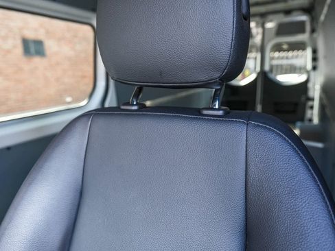 Used 2024 Mercedes-Benz Sprinter 2500 image 23