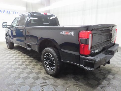 Used 2025 Ford F250 Platinum image 5