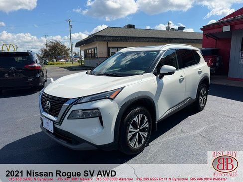 Used 2021 Nissan Rogue SV w/ Premium Package AWD/4WD image 3