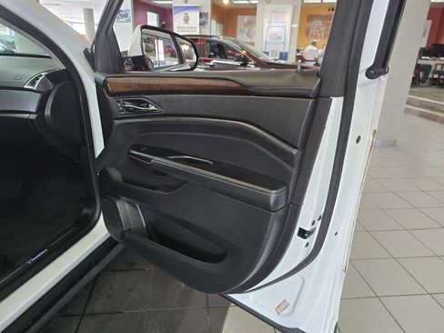 Used 2015 Cadillac SRX Luxury w/ Driver Awareness Package image 11