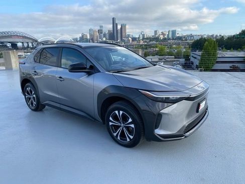 Certified 2024 Toyota bZ4X AWD w/ Weather Package image 32