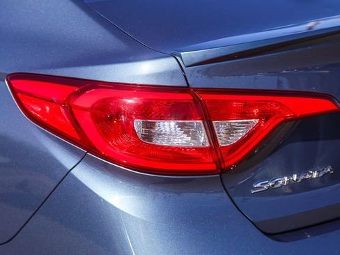 Used 2016 Hyundai Sonata SE image 10