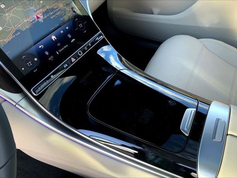 Certified 2026 Mercedes-Benz GLC 300 4MATIC image 7