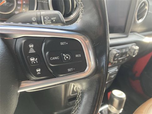 Used 2020 Jeep Gladiator Overland w/ Popular Equipment Package image 22