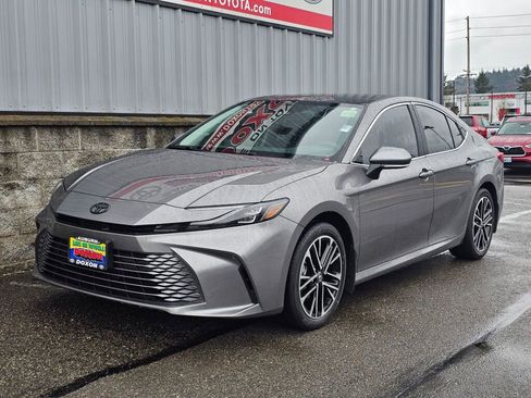New 2026 Toyota Camry XLE image 2
