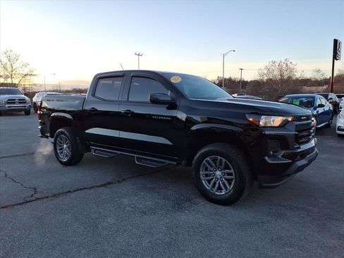 Used 2024 Chevrolet Colorado LT w/ LT Convenience Package II image 14