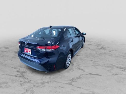 Certified 2025 Toyota Corolla LE image 9