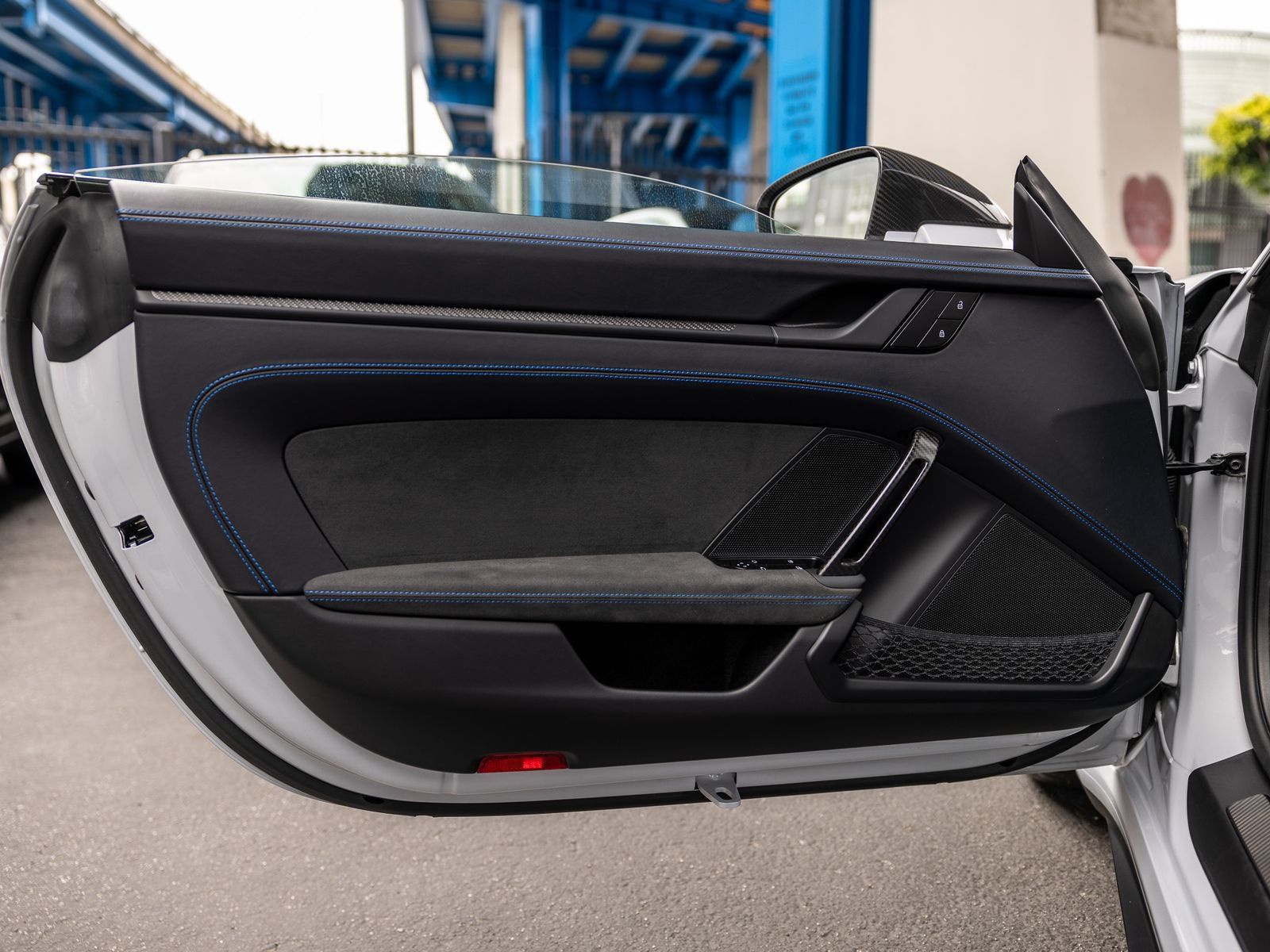 Certified 2025 Porsche 911 GT3 RWD image 44