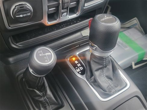 New 2026 Jeep Gladiator Sport image 18